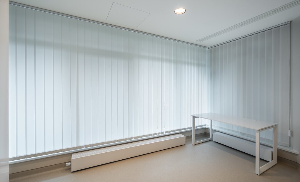 Hochwertige Vertikaljalousien