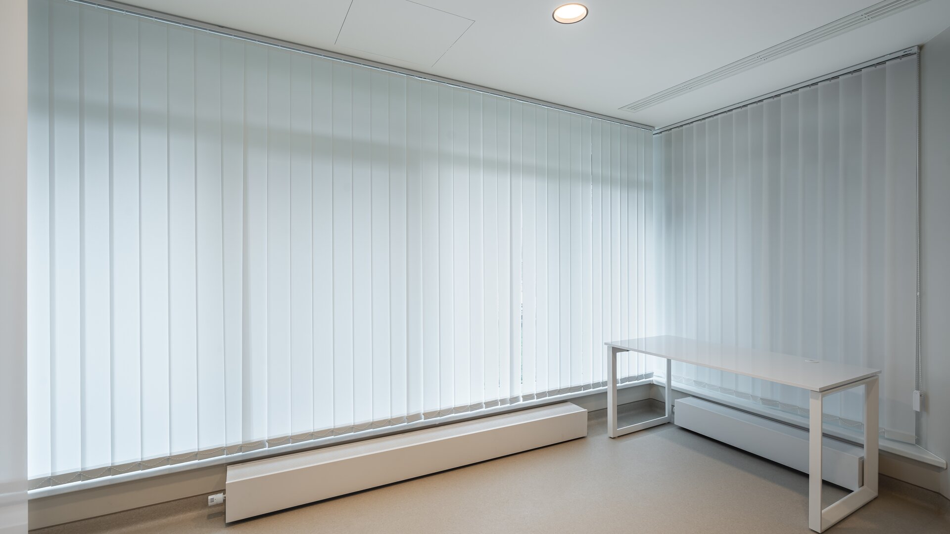 Vertikaljalousien – stilvolle Lösung für Fenster jeder Form Vertikaljalousien – stilvolle Lösung für Fenster jeder Form